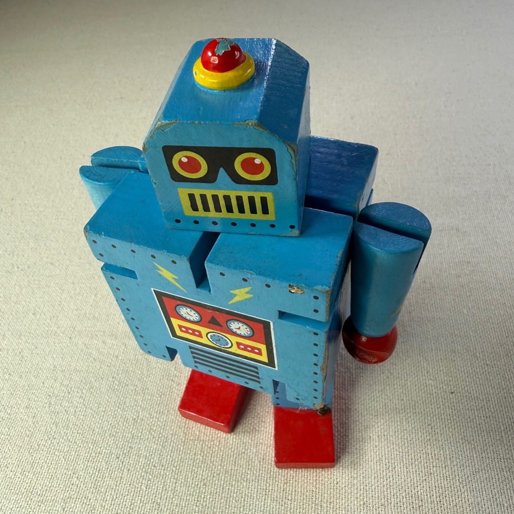 Original Toy Company Wooden Robot Blue Red Poseable Retro Toy GT304 2013 - Picture 3 of 12